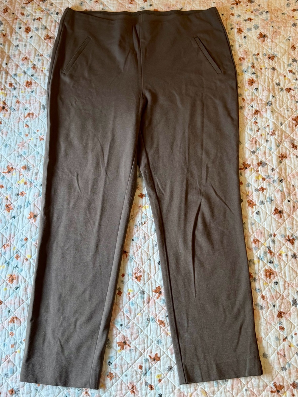 Chico's Women’s Taupe Knit Straight-Leg Ankle Dress Pants size 2 (US 12)